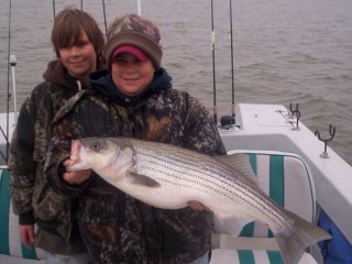 Lake Texoma striper fishing report